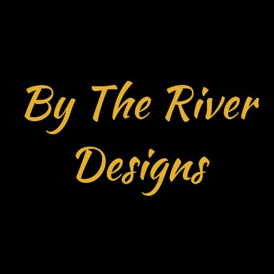 Located in north central Wisconsin. I specialize in punch needle embroidery, palm wax candles and wax melts.