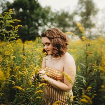 thisisaleahh's profile picture. BSC Nursing 💛 Bryce 💋