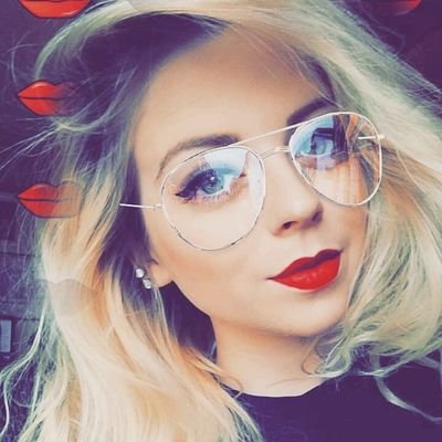 clarahous's profile picture. Hater's make me famous