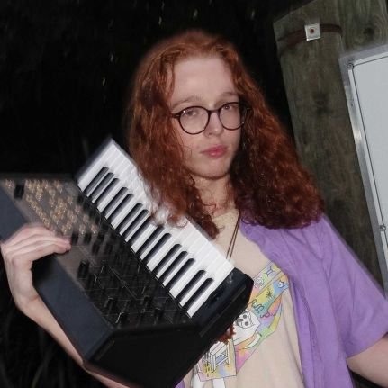 reeceegibson's profile picture. tmoe