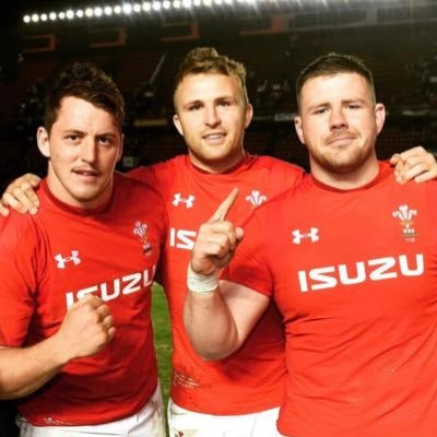- Former Welsh International rugby player - Medical Device sales with @medtronic