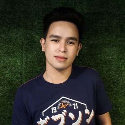 max_pzone's profile picture. Walking Cantante