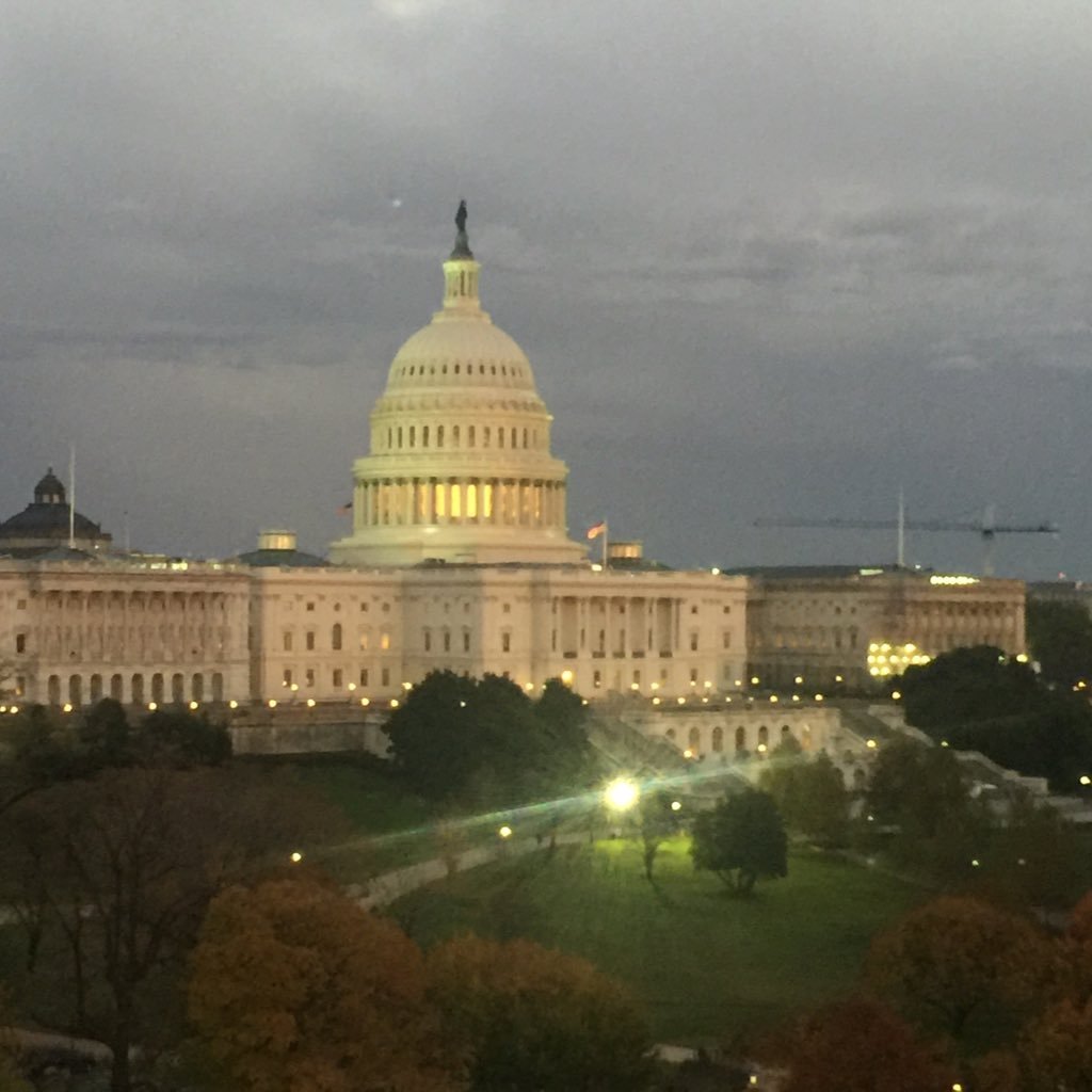 wcorn92's profile picture. Dad, husband, sports fan and insurance flack--connecting in-the-knows with want-to-knows. Opinions are my own. Retweets are not endorsements.