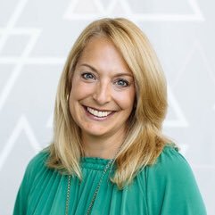 LeahDeCesare's profile picture. Optimist, TEDx speaker, award-winning author of FORKS, KNIVES, AND SPOONS + the NAKED PARENTING series. #NewportMFA