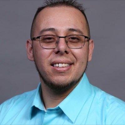 Associate Director for the @cesarchavezunco | He/Him/Él | Ph.D. Student @ColoradoStateU | UndocuQueerJoy | Poderoso 🇲🇽 ✊🏽🏳️🌈