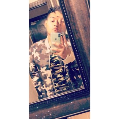 JessAlv51968130's profile picture. 