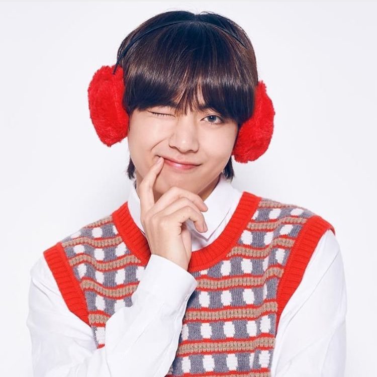 kingAxBts's profile picture. I Stan legends-BTS