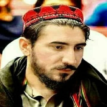 Social Activist, Member OF #PashtunTahafuzMovement
#PashtunLongMarch#PTM
#PashtoPoetry