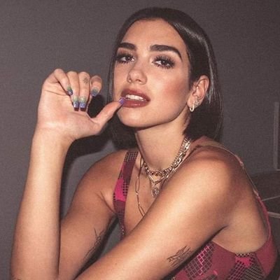 i stan the most kind hearted and talented woman i've ever known @DUALIPA 💅 || Directioner since 2012 💚
