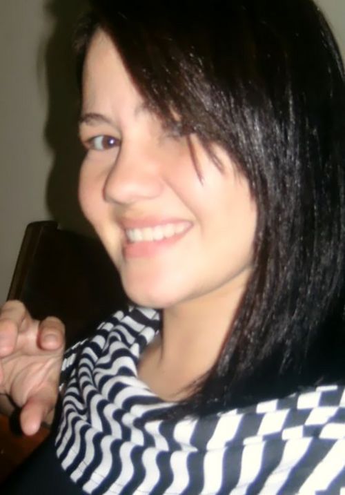 Sou Verdadeira Adoradora do SENHOR JESUS !
Oi gente sejam bem-vindos ! Deixarei  o Twitter sempre atualizado pra vcs !
Bjs.