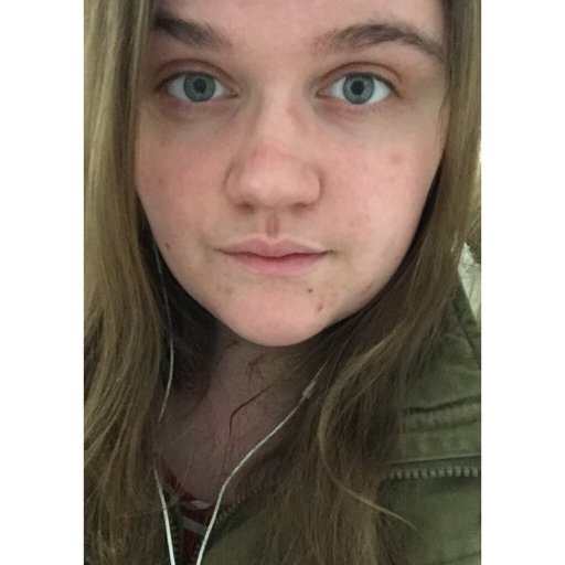 CarysEveGeee's profile picture. The clumsiest person you'll ever meet with a book buying obsession