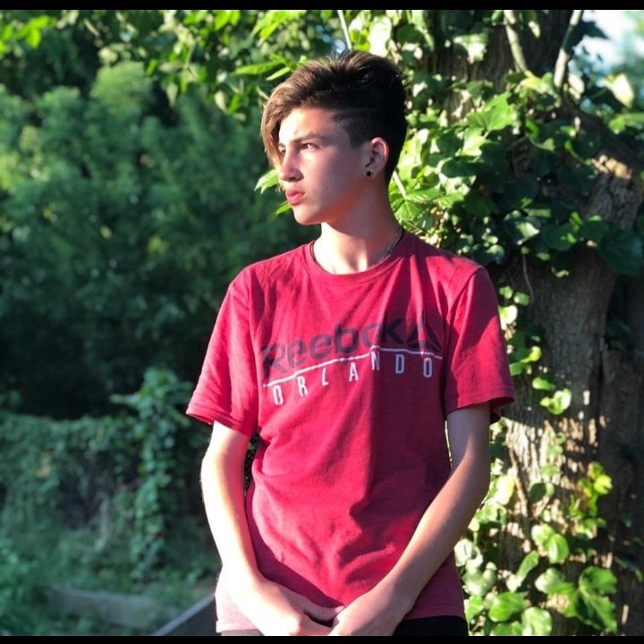 valentinososa46's profile picture. Me encanta el futbol