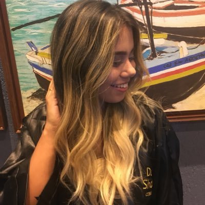 lariscoutinhoo's profile picture. 