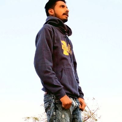 KapilManghaniy8's profile picture. https://t.co/jBKtxjpiEw final.yer