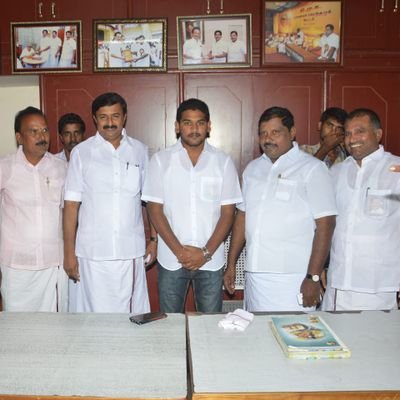 ஒன்றிய ஒருங்கிணைப்பாளர்
திமுக தகவல் தொழில்நுட்ப அணி
பொள்ளாச்சி தெற்கு (வடக்கு) ஒன்றியம்