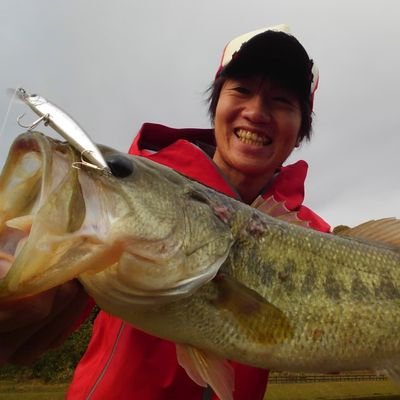 peakey75's profile picture. 