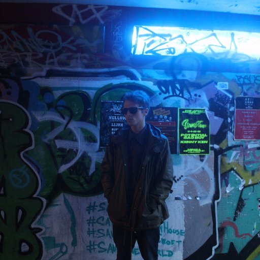 Freelance filmmaker/artist & adventurer.