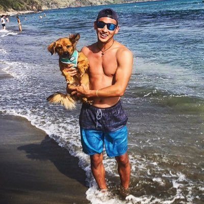 MichaeIWeisberg's profile picture. Current Veterinary Student, Future greeter at Wal✶Mart and I like to pet dogs #woof