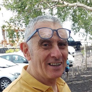 MediaAmbiente's profile picture. IN GUERRA è così semplice separare il torto dalla ragione.
In guerra, la ragione ha sempre torto. Sempre.
Da cui le tragedie e l’orrore. Così, semplicemente.