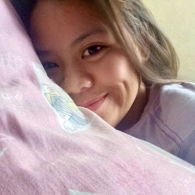 luzzzie_'s profile picture. a strong, independent woman who’s waiting for her time-travelling Doctor