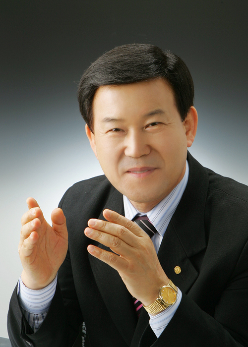 politicianhan's profile picture. 