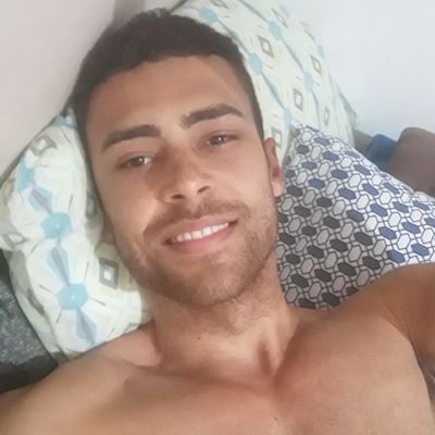 Nada é eterno. O café esfriar, o cigarro apaga, o tempo passa e as pessoas mudam...