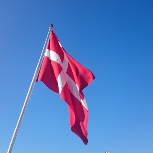 Et land uden en grænse, er ikke et land.
Grænsekontrol bør være en selvfølge.
Du vil vel også gerne vide hvem du lukker ind i dit hjem?