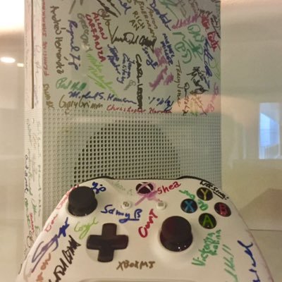 mattMEDIX's profile picture. Broadcast Production Specialist | Network / IT Ops | Support Character & Bridge Builder | Former: Japan Radio Personality & Community Mgr | (Posts are mine)