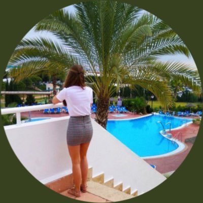 Clemenquinoneroperez La Felicidad Absoluta Es Obvio Que No Existe Pero Nadie Me Puede Negar Que Existen Los Momentos De Felicidad Absoluta Laultimaraya