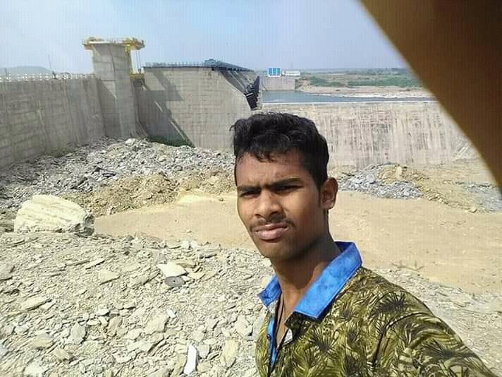 Chakri00624716's profile picture. 