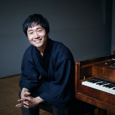 Japanese fortepianist/pianist. CD: Road to Goya's era (MUSIS), Schubert Works (Fuga Libera), F. Chopin Nocturnes & Short Pieces (ACOUSTIC REVIVE) etc.