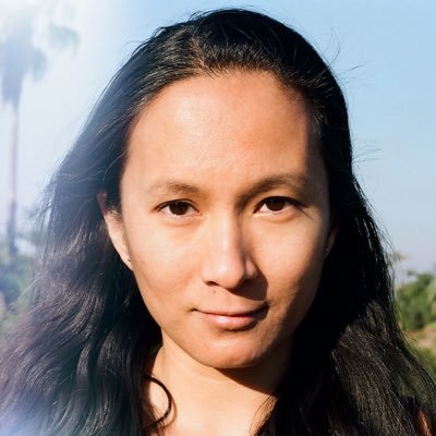 jadefassbinder's profile picture. somewhat human