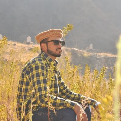 kashmiri_baba1's profile picture. Follow me i will follow back u
If u unfollow me promise i will unfollow u