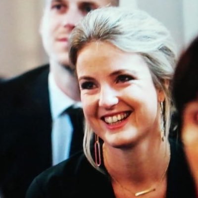 anoukstraalman's profile picture. Later, als ik groot ben, word ik twitteraarster.