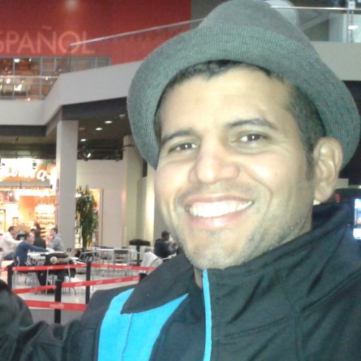 Agradecido de ser hijo de Dios, católico, padre de familia, orgullosísimo de mis playas