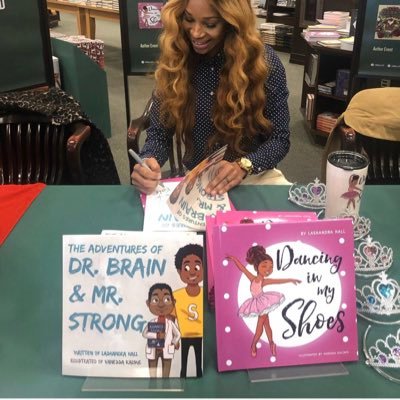 🌻Author:  “Hello, I am Summer, Dancing In My Shoes Aspire to Inspire Dr. Brain & Mr. Strong Owner of @kidlitmagazine  Owner of @kharmalogocollection 🌻