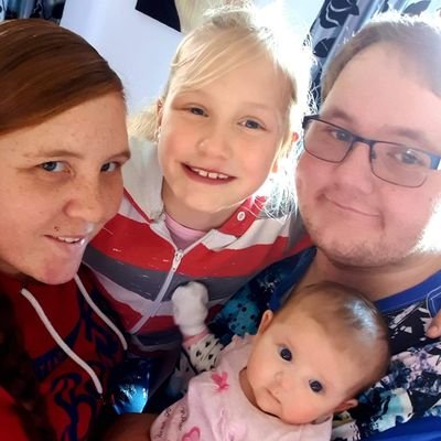 ChrisFitchet's profile picture. Chris Fitchet 31 year old Madison and Sydney ❤ Kimmie and Lily 💕 Working at Golden Palace