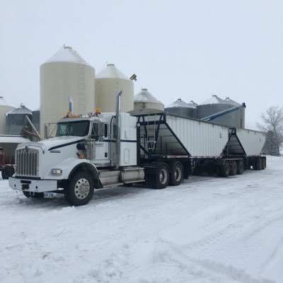 Grain farmer and a wee-bit of a sports crazed fanatic. Winnipeg Jets and Toronto Blue Jays are my teams. Dad to 1 awesome daughter.