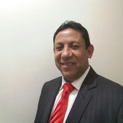 ESL Teacher - Elementary and high school teacher. Writer, speaker and researcher. I love the beauty in life, my family, students and friends. No DM please.