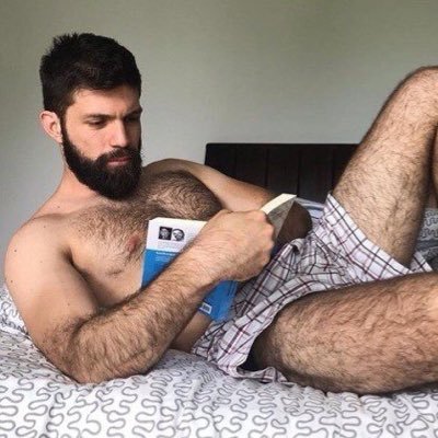 We ❤️ Hairy Men