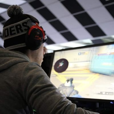 Amateur de jeux vidéos depuis 2006.
https://t.co/j6LtqD7dpg