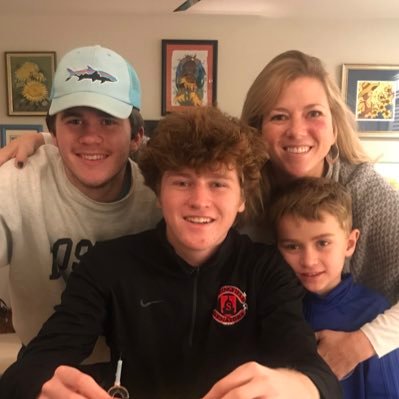 Mom to 3 amazing boys! Cubs. Bears. US Soccer. And all of my kids sports.