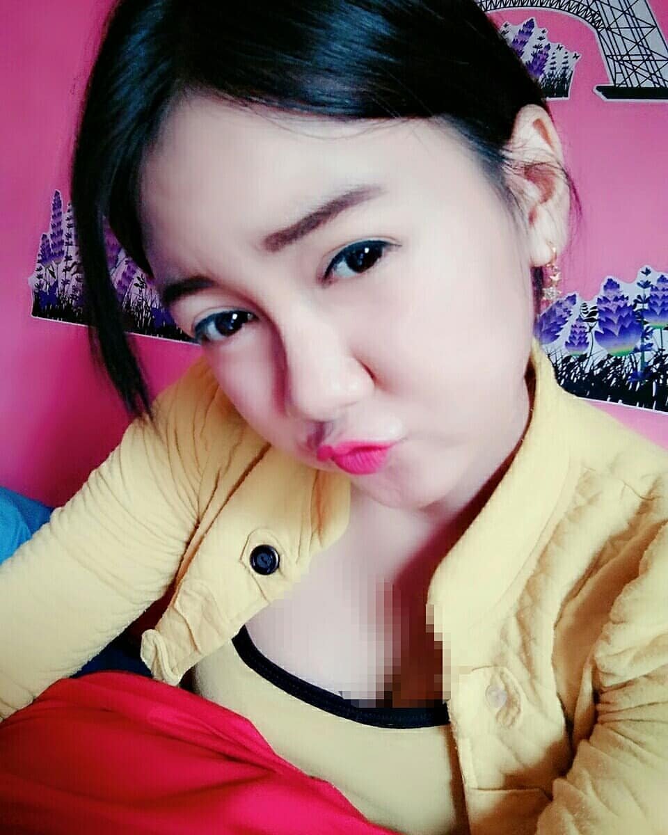 ElseMerie's profile picture. Cinta kamu selamanya