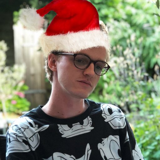 muparsec's profile picture. The web is my domain.