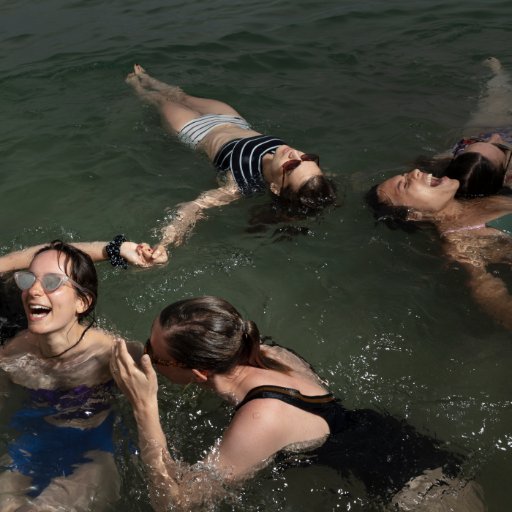 victoriahababou's profile picture. community manager at @vejaproject