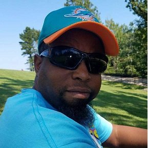Career Specialist at St. Petersburg College, 6th Generation Floridian, Devoted Husband, Fur Dad, Submarine Veteran, Aspiring Dad Bod Instagram Model