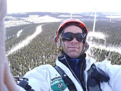 Experimental geoscientist, energy and climate policy analyst (Scotland/UK). IRATA L3: specialising in upstream energy sector.