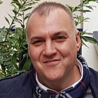 Infermer vocacional i humanista. Conseller Tècnic a Districte Sarrià-Sant Gervasi a Ajuntament de Barcelona Treballant per les persones. Socialista.