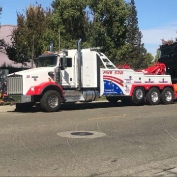 Five Star Towing Inc. has been in business since 1989. We provide light to heavy duty towing, landoll services, roadside services & salvage recovery 24/7.