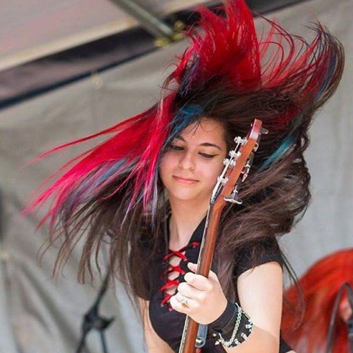 20 year old multi-instrumentalist from the UK - Bass is my first love! Ashdown Artist. Endorsed by Scott Dixon Inc.